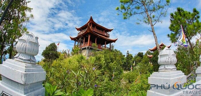 Lầu Chuông Bà Nà Hills 