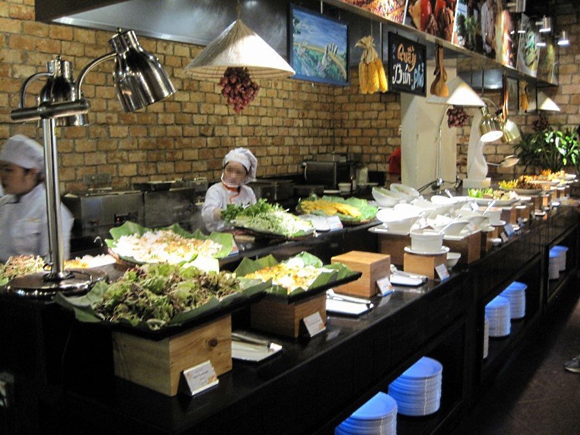 Ăn gì ở Bà Nà Hills? Danh sách nhà hàng và kinh nghiệm ăn uống