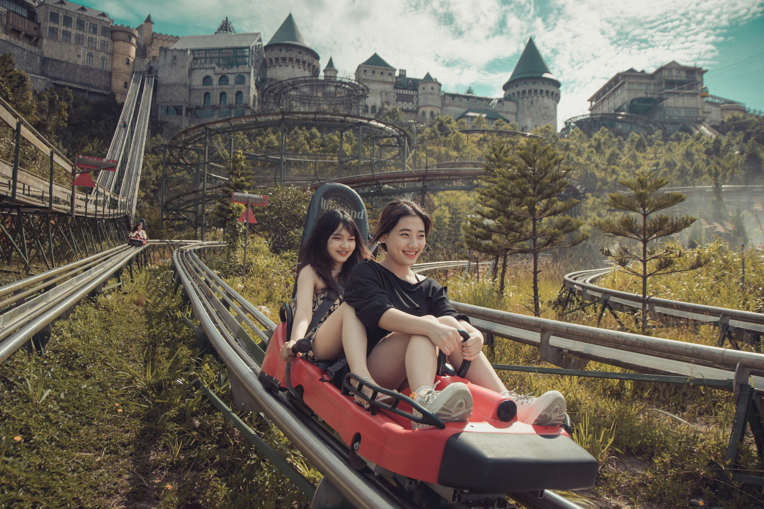 Fantasy Park Bà Nà Hills có những trò chơi gì?