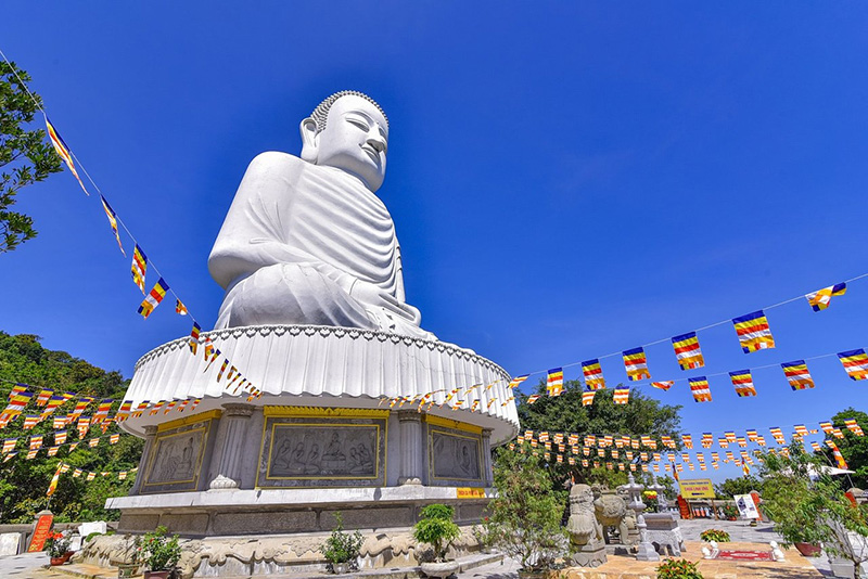 Miếu Bà Bà Nà: lịch sử và kinh nghiệm tham quan