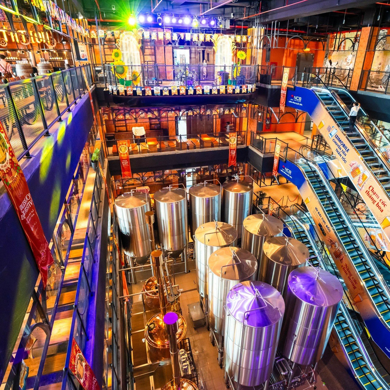 Nhà hàng Beer Plaza Bà Nà Hills: thực đơn và giá tham khảo