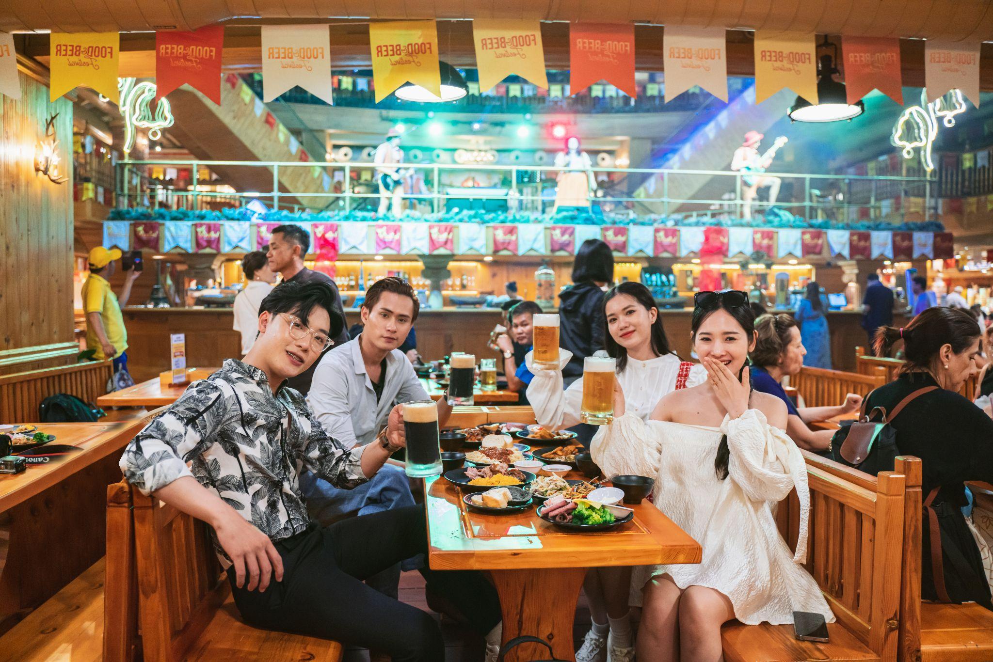 Nhà hàng Beer Plaza Bà Nà Hills: thực đơn và giá tham khảo