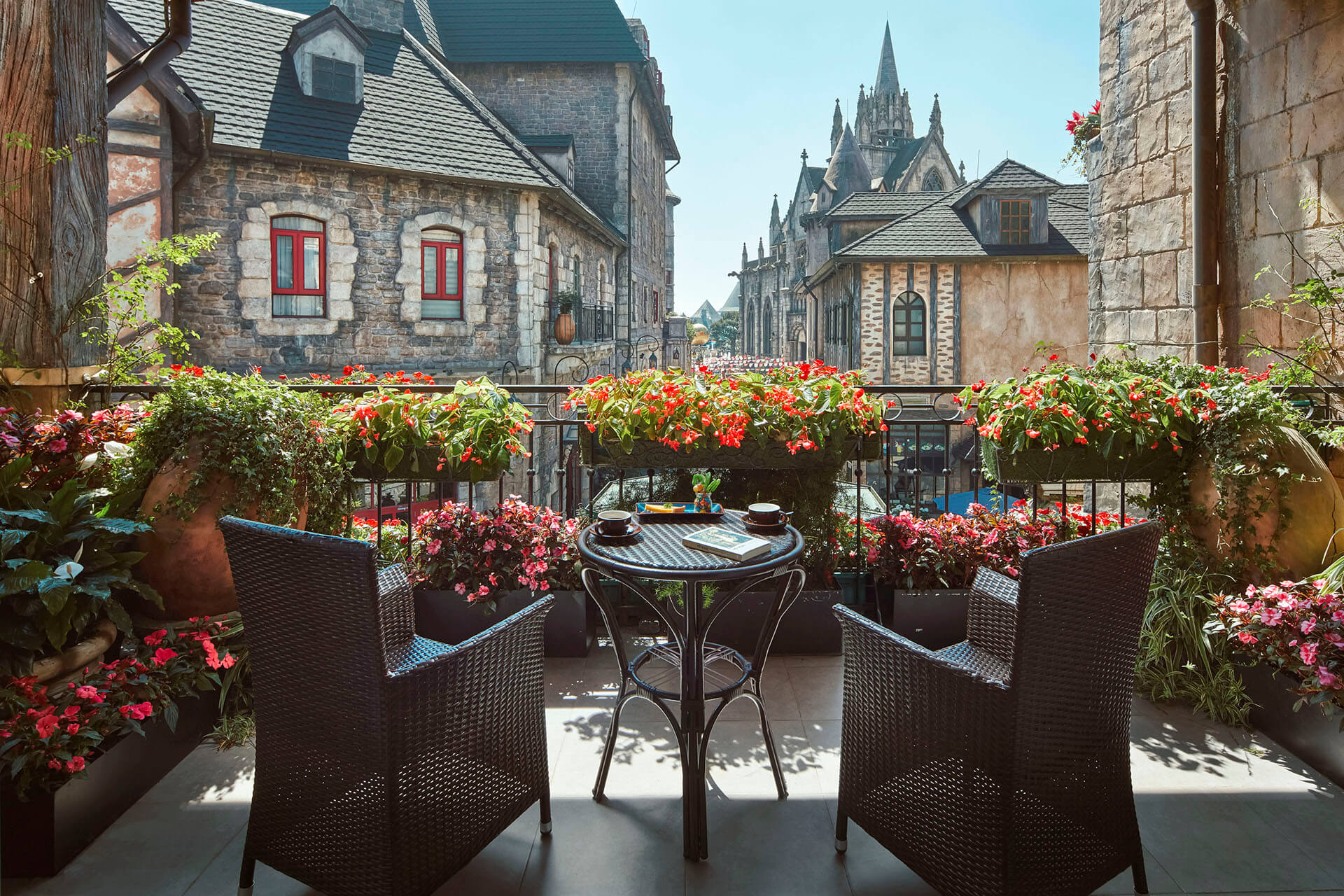 Review Mercure Ba na Hills Danang French Village  chi tiết