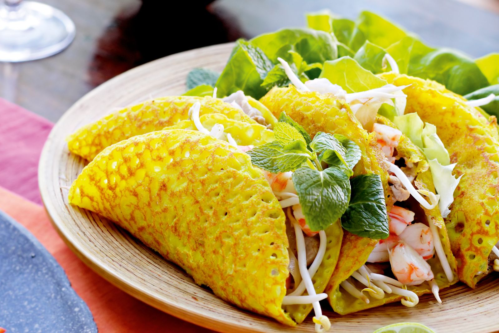 Ăn gì ở Đà Nẵng? Bản đồ món ngon và khu ẩm thực