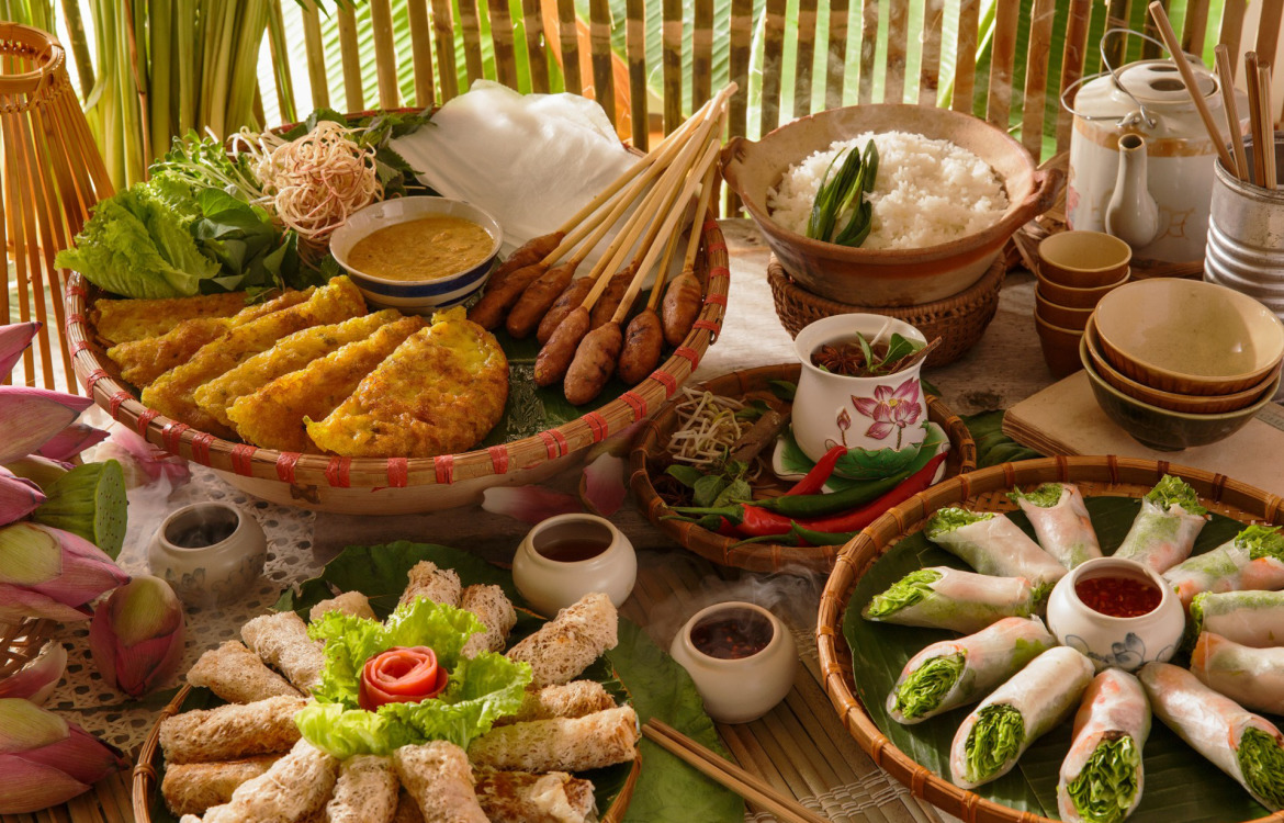 Ăn gì ở Đà Nẵng? Bản đồ món ngon và khu ẩm thực