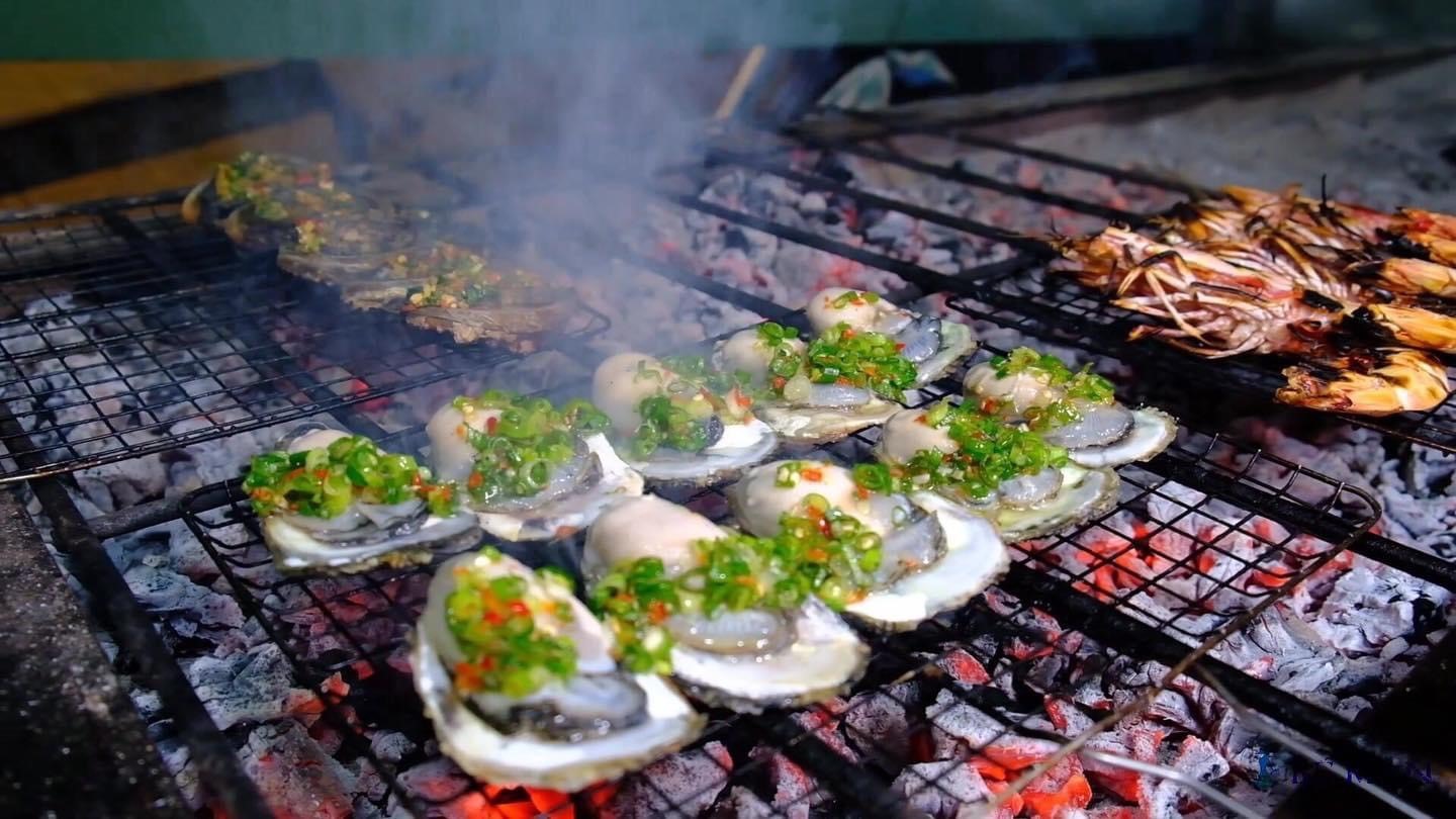 Ăn hải sản Đà Nẵng hết bao nhiêu tiền?