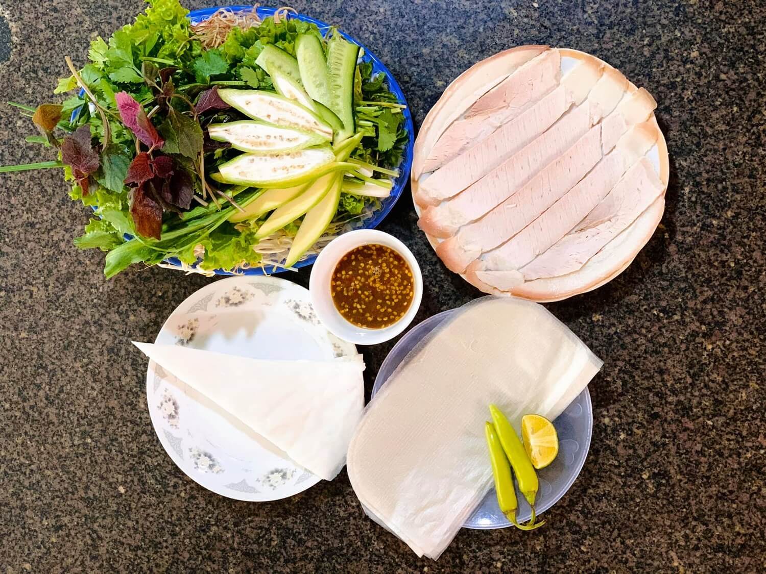Bánh tráng cuốn thịt heo Đà Nẵng ăn ở đâu?