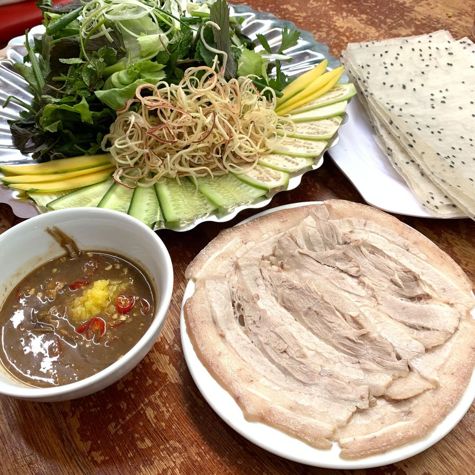 Bánh tráng cuốn thịt heo Đà Nẵng ăn ở đâu?