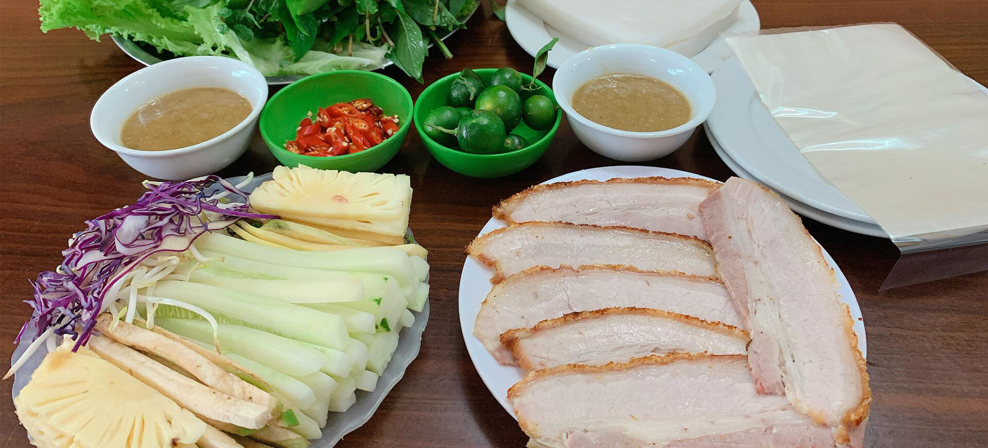 Bánh tráng cuốn thịt heo Đà Nẵng ăn ở đâu?