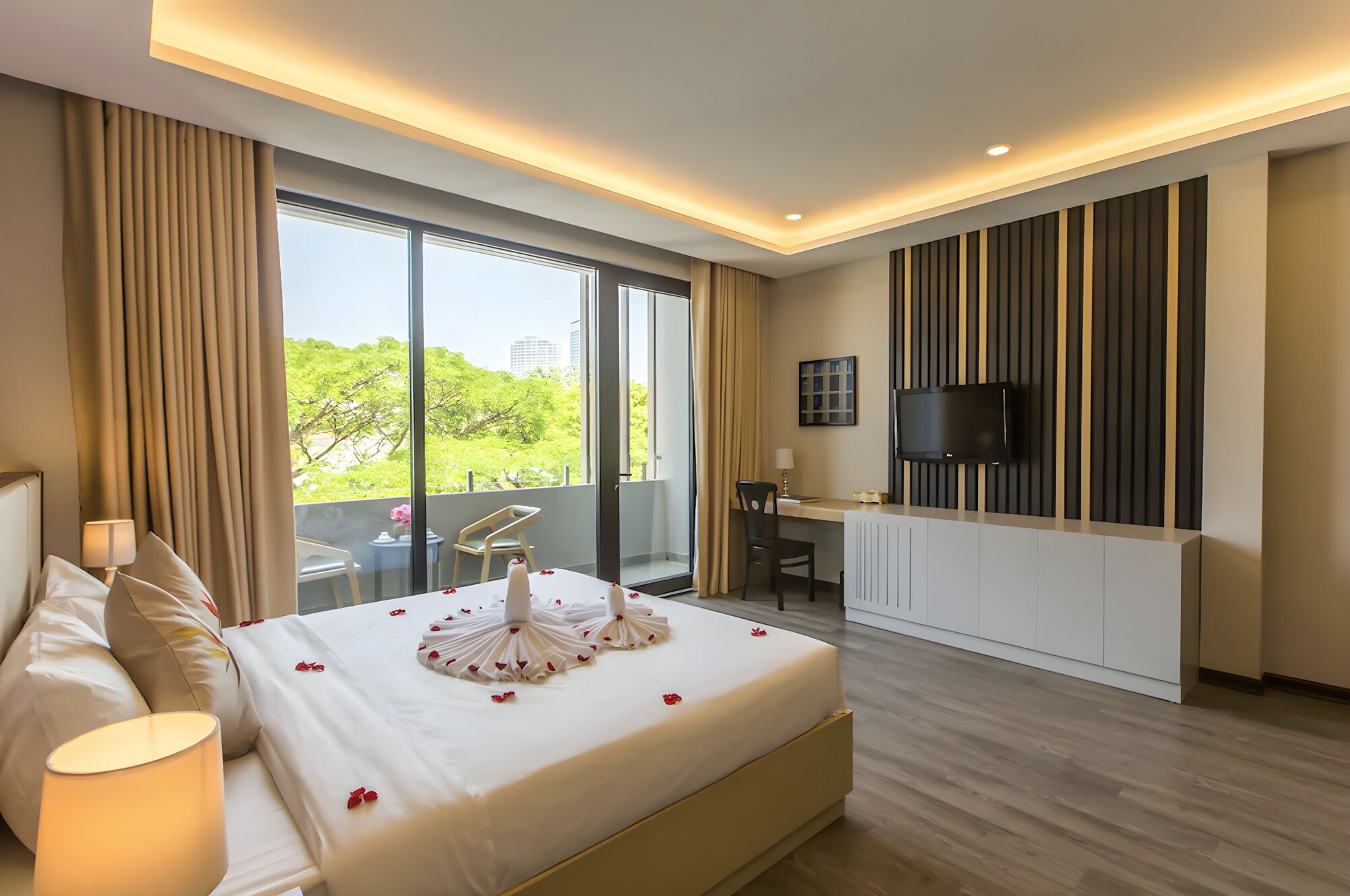 Binh Duong Resident Hotel điểm lưu trú gần sông Hàn