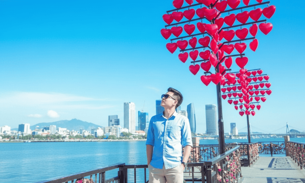 Cầu Tình Yêu Đà Nẵng: địa điểm check in bên sông Hàn