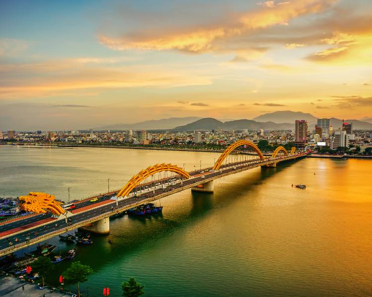 Cầu Tình Yêu Đà Nẵng: địa điểm check in bên sông Hàn