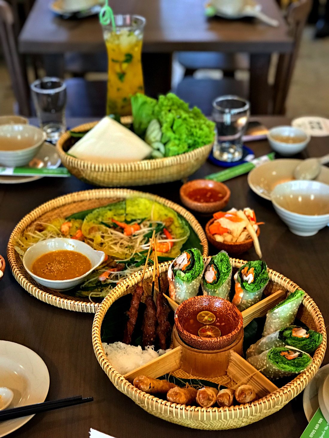 Chi phí ăn uống Đà Nẵng hết bao nhiêu tiền một ngày?
