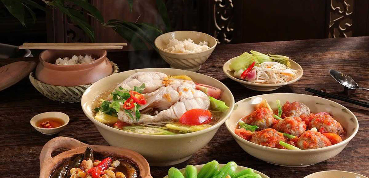Chi phí ăn uống Đà Nẵng hết bao nhiêu tiền một ngày?