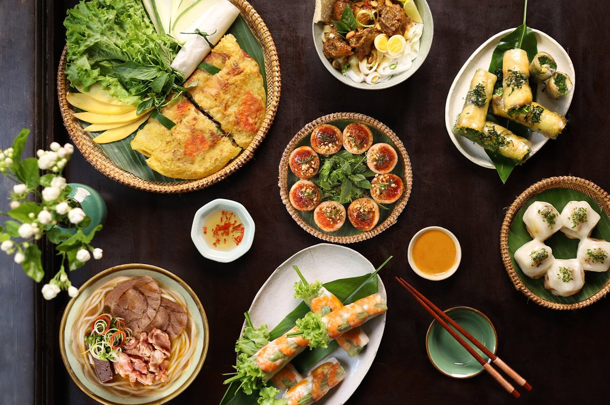 Chi phí ăn uống Đà Nẵng hết bao nhiêu tiền một ngày?
