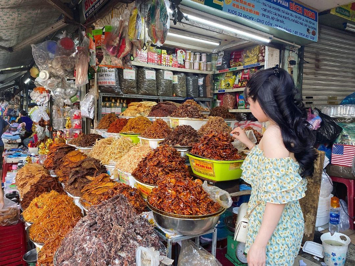 Chợ Cồn Đà Nẵng: bản đồ ăn uống và mua đặc sản
