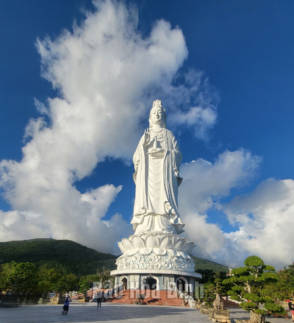 Chùa Linh Ứng Sơn Trà: đường đi và kinh nghiệm tham quan