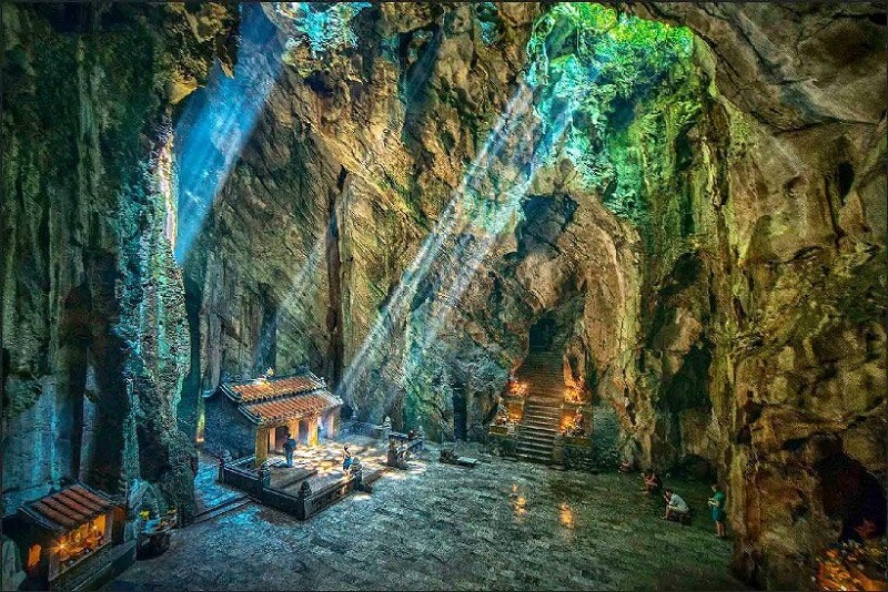 Động Huyền Không: vẻ đẹp và kinh nghiệm tham quan