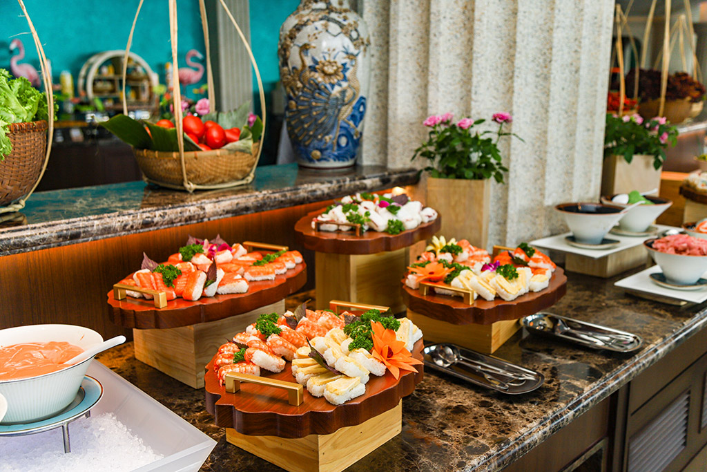 Giá buffet Bà Nà Hills và kinh nghiệm mua vé