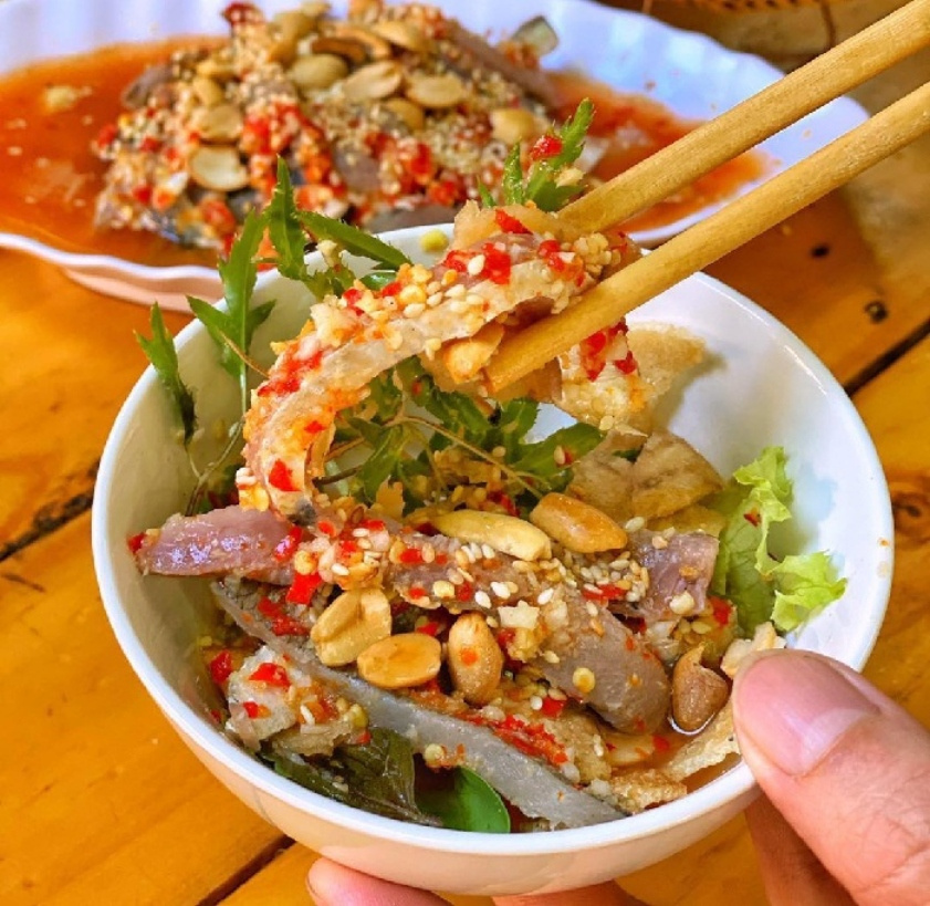 Gỏi cá Nam Ô Đà Nẵng quán ngon và cách ăn đúng điệu