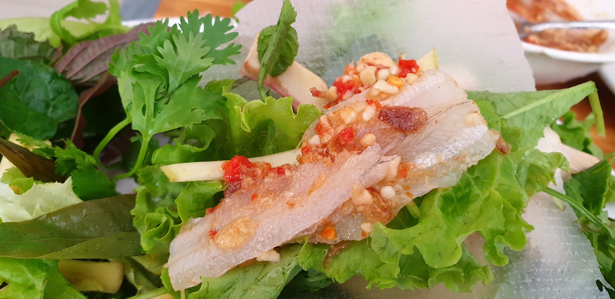 Gỏi cá Nam Ô Đà Nẵng quán ngon và cách ăn đúng điệu