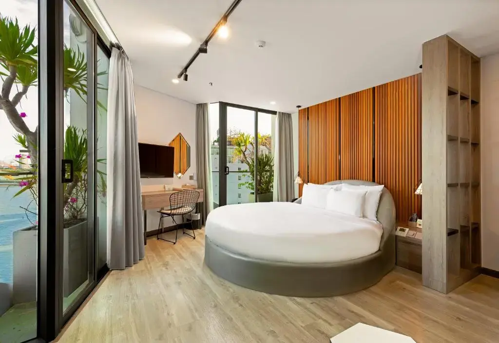 Haian Riverfront Hotel Da Nang review khách sạn bên sông Hàn