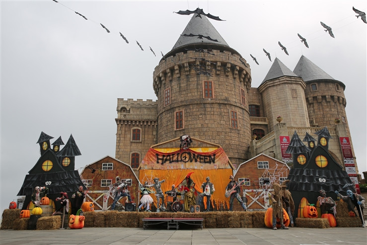 Halloween Bà Nà Hills có gì đặc biệt?