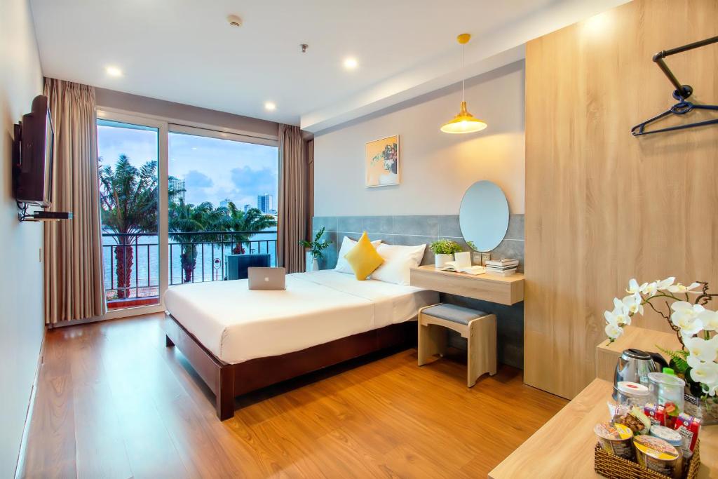 Happy Day Riverside Hotel & Spa Danang review chi tiết