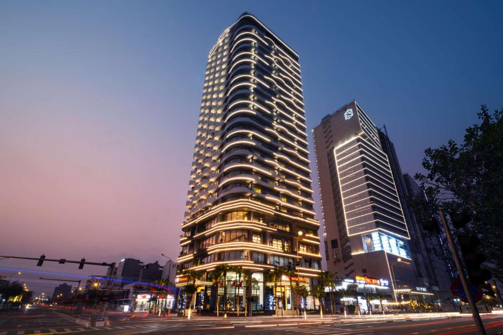Hilton Đà Nẵng review khách sạn cao cấp bên sông Hàn