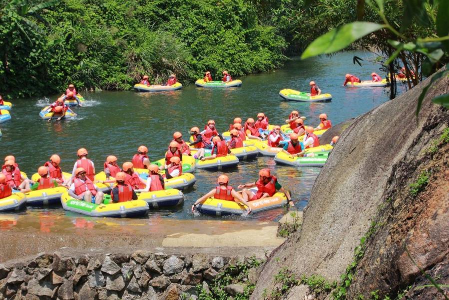 Hòa Phú Thành Đà Nẵng: giá vé và trải nghiệm trượt thác