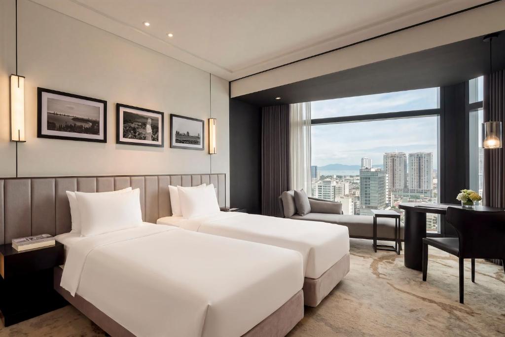 Khách sạn Crowne Plaza DANANG CITY CENTRE, thuộc tập đoàn IHG
