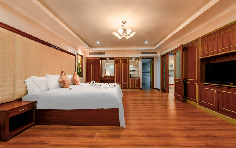 Khách sạn Mường Thanh Luxury Sông Hàn giữa trung tâm Đà Nẵng