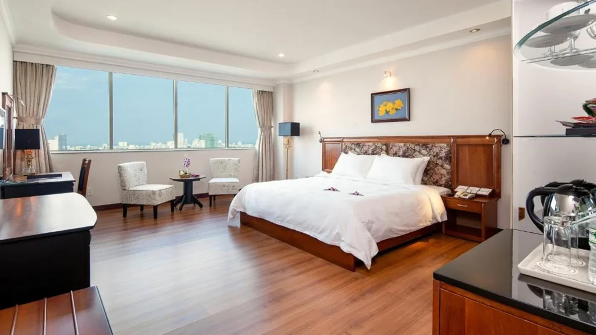 Khách sạn Mường Thanh Luxury Sông Hàn giữa trung tâm Đà Nẵng