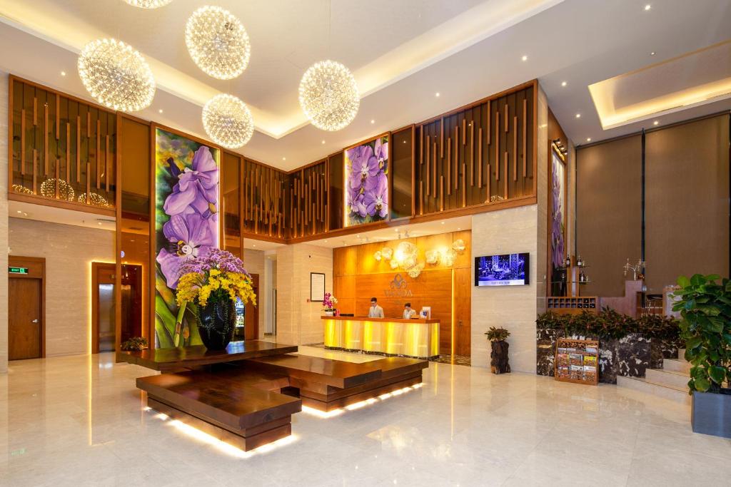 Khách sạn Vanda review chi tiết từ phòng nghỉ đến tiện ích
