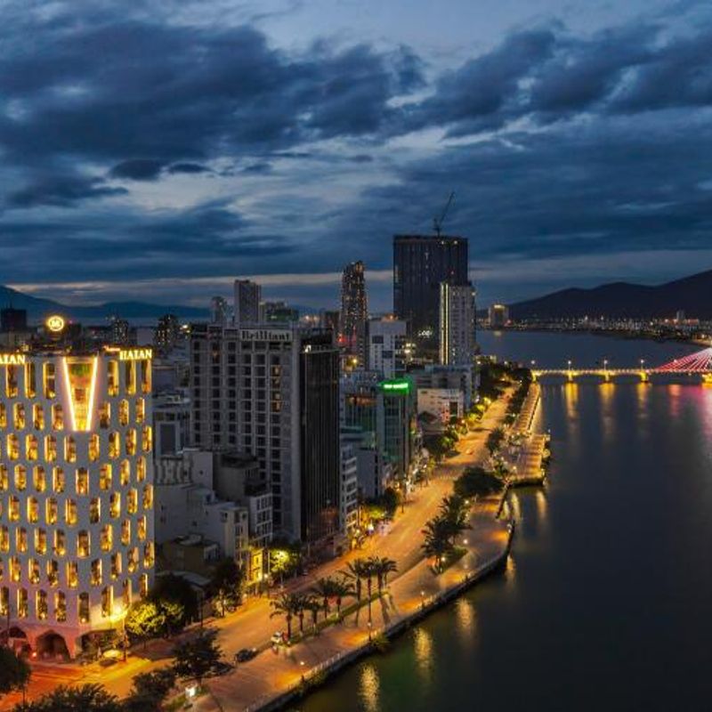 Khách sạn view sông Hàn ngắm Cầu Rồng đẹp