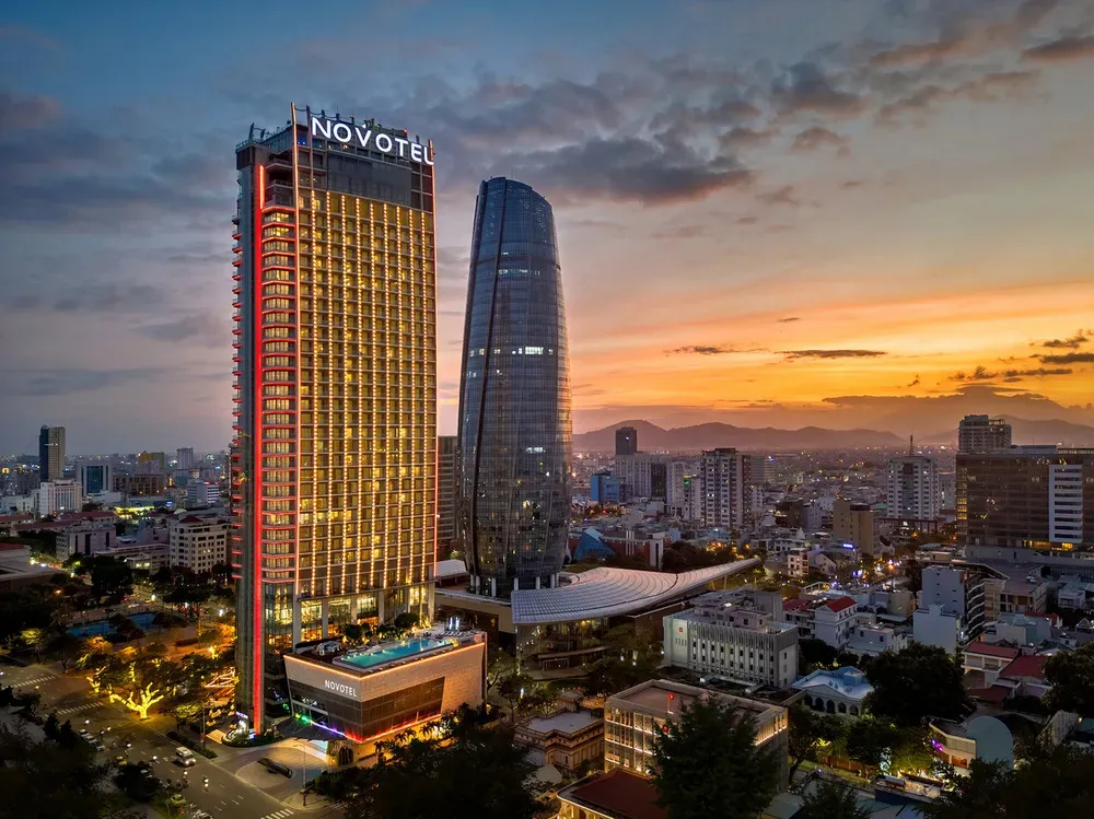 Khách sạn view sông Hàn ngắm Cầu Rồng đẹp