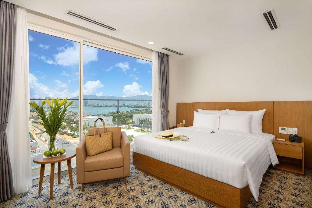 LAMANGA Hotel & Suites khách sạn hiện đại bên sông Hàn