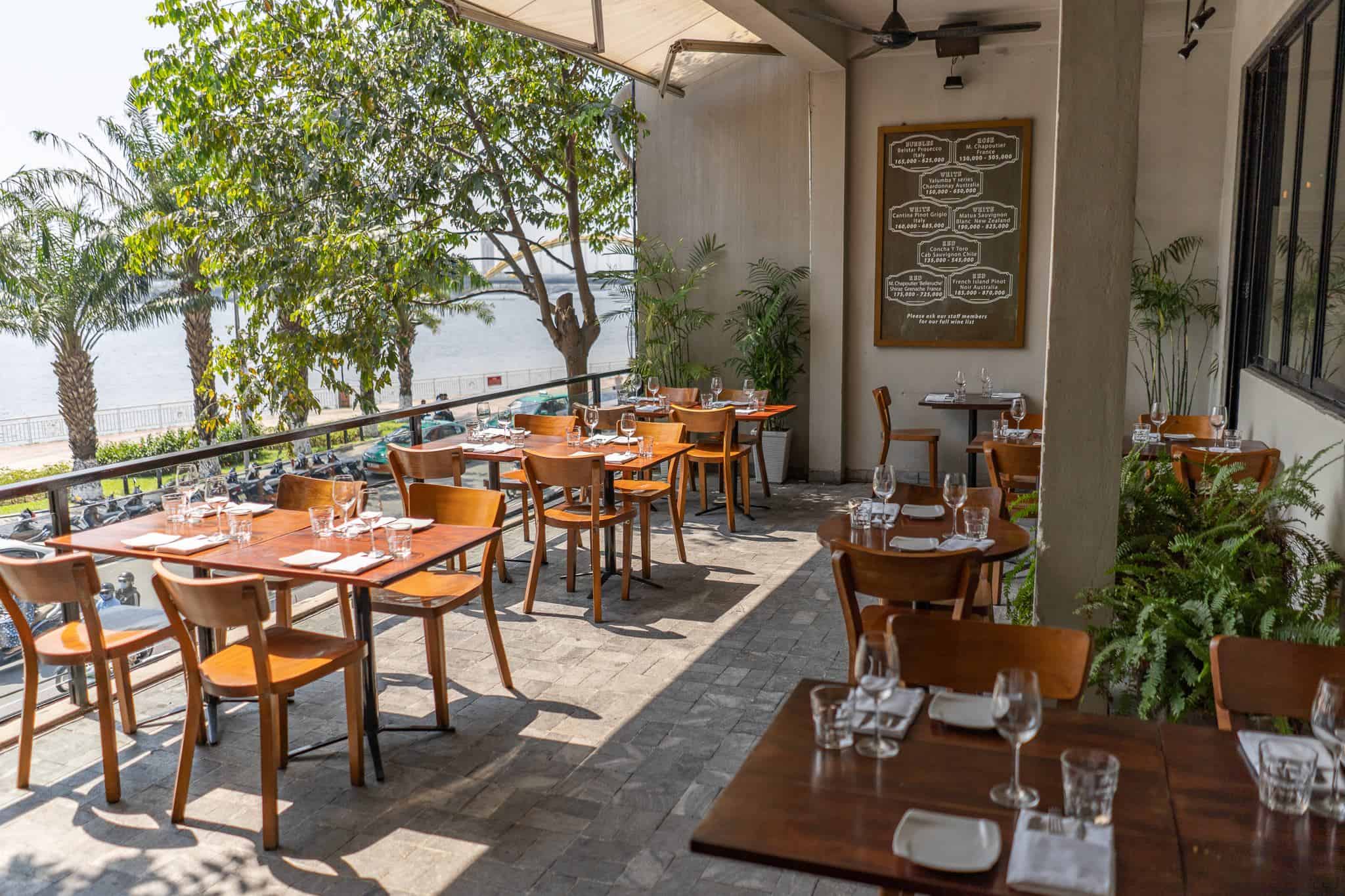 Nhà hàng view sông Hàn Đà Nẵng lãng mạn