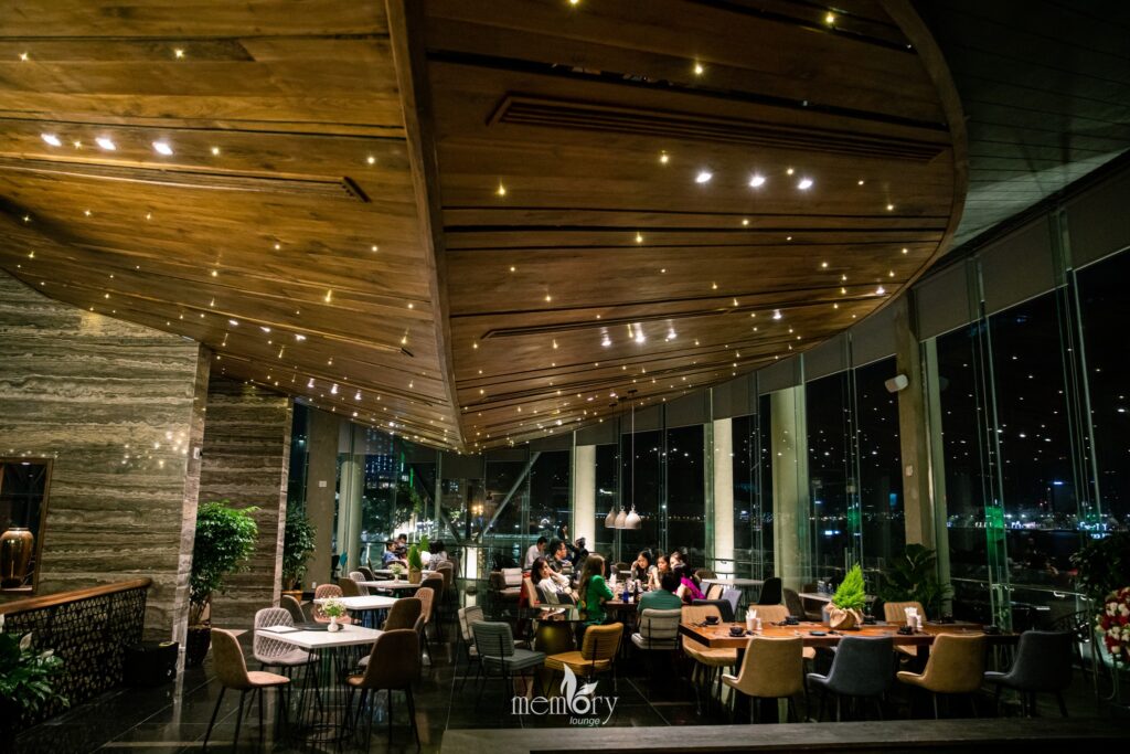 Nhà hàng view sông Hàn Đà Nẵng lãng mạn