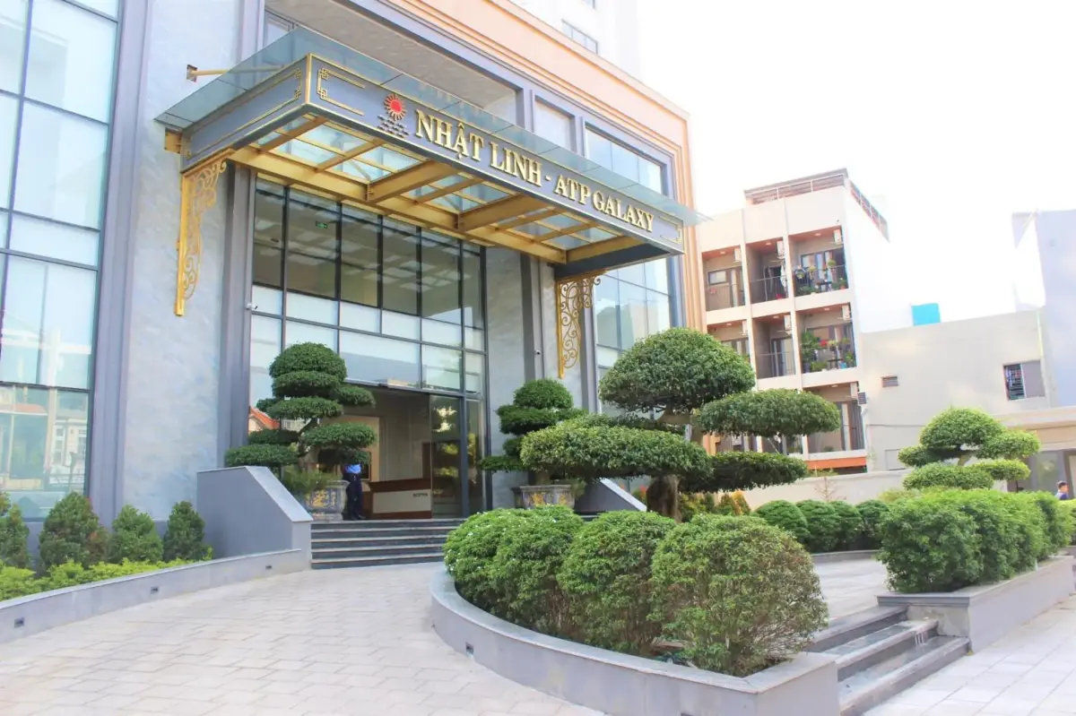 Nhat Linh Hotel & Suites Da Nang chi tiết từ vị trí đến phòng nghỉ