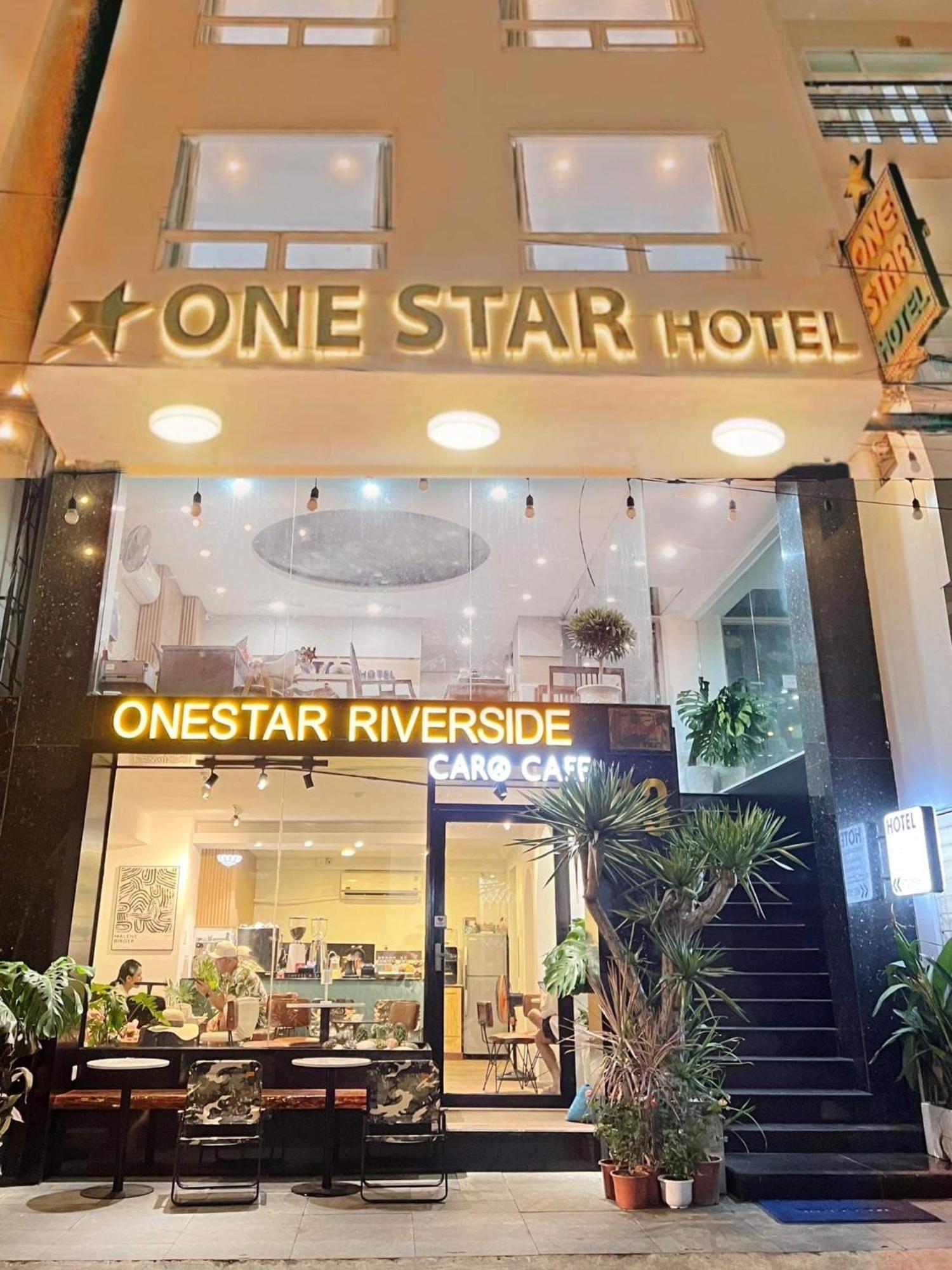 Onestar Riverside Danang review khách sạn trung tâm gần sông Hàn