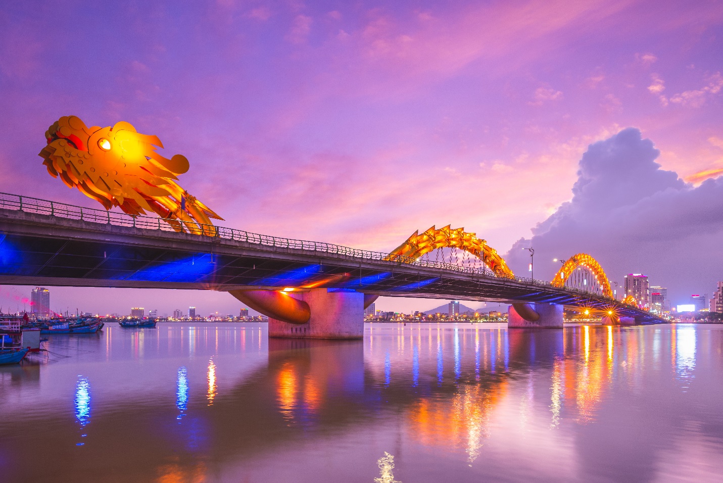 Quán ăn gần Cầu Rồng Đà Nẵng