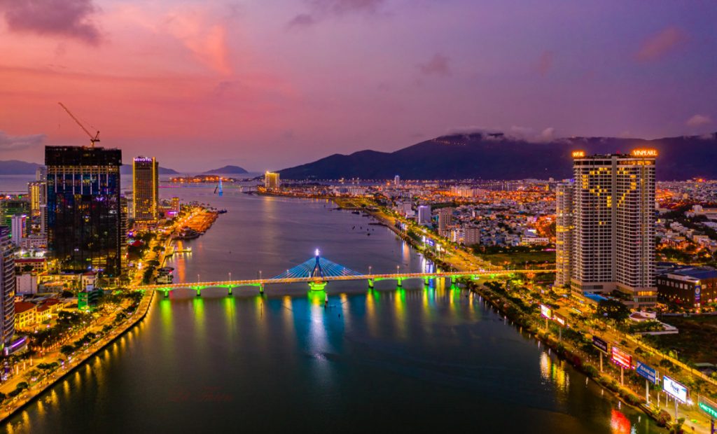Quán cafe view sông Hàn và Cầu Rồng