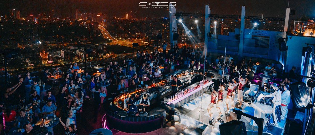 Quán cafe view sông Hàn và Cầu Rồng