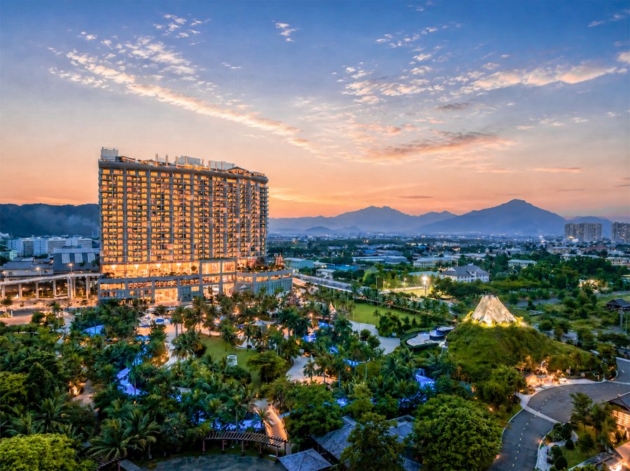 Resort Đà Nẵng cho trẻ em có hồ bơi và khu vui chơi