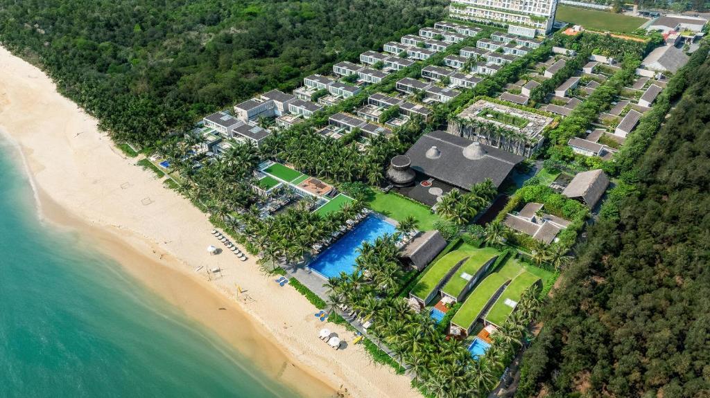 Resort Đà Nẵng cho trẻ em có hồ bơi và khu vui chơi