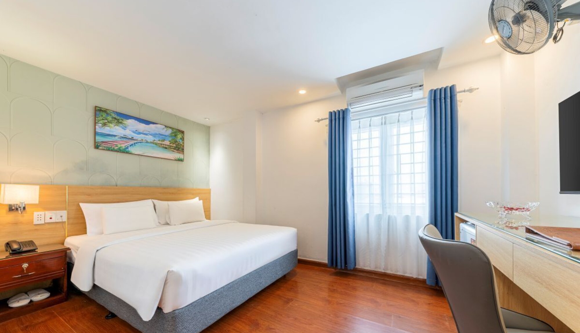Review A25 Hotel chi tiết từ vị trí đến chất lượng phòng nghỉ