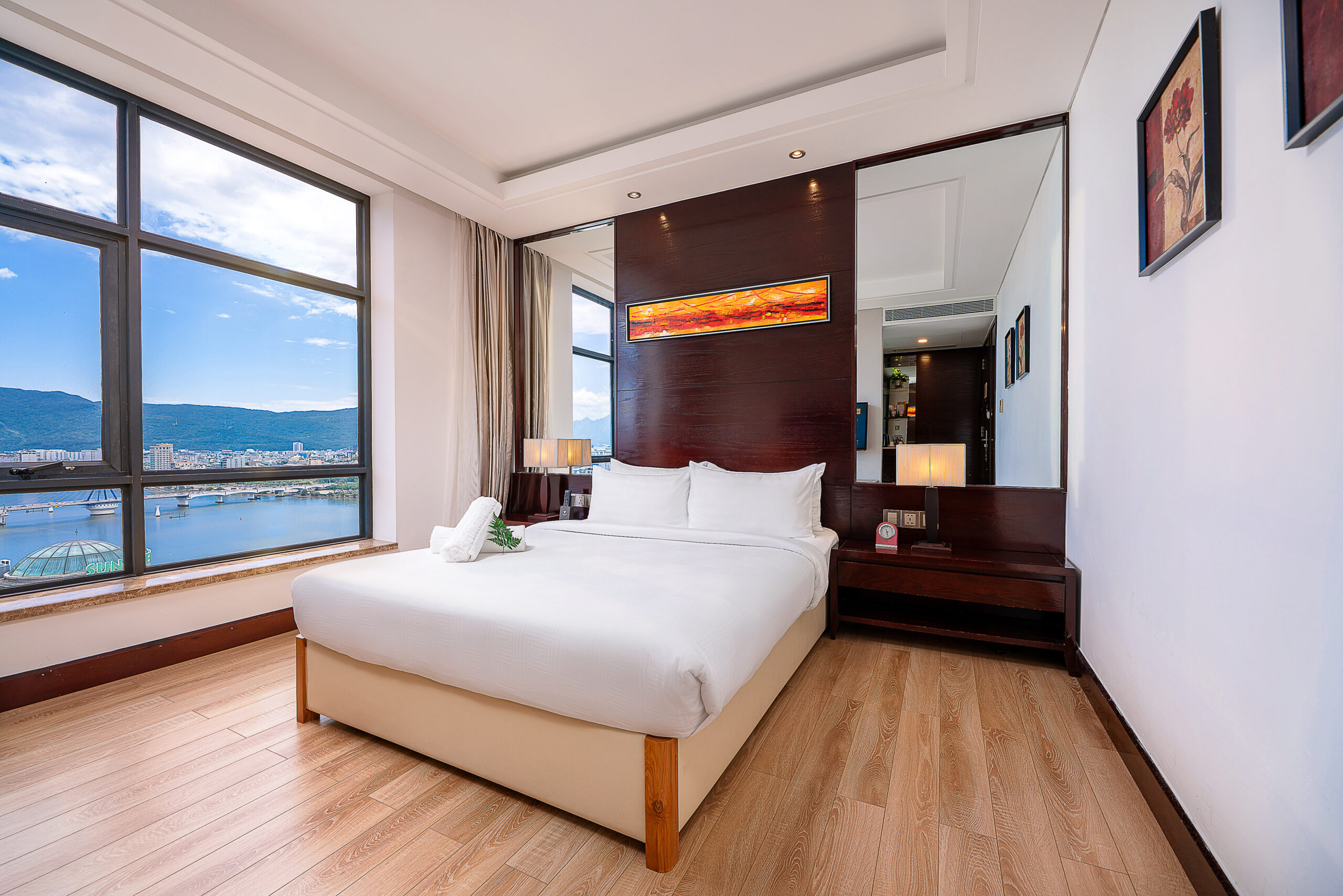 Review Brilliant Hotel Đà Nẵng chi tiết từ phòng nghỉ đến tiện ích