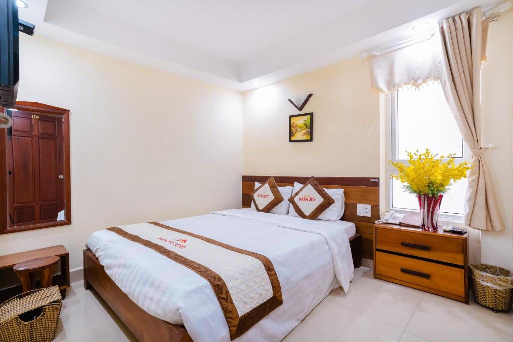 Review Khách sạn Paradise chi tiết từ vị trí đến phòng nghỉ