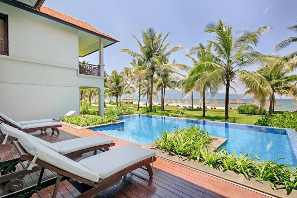 Review Khách sạn Paradise chi tiết từ vị trí đến phòng nghỉ